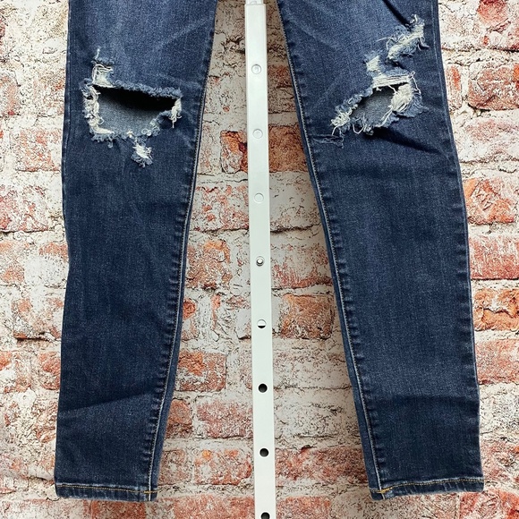 American Eagle Womenʻs Hi-Rise Distressed Jeggings Size 8 - Picture 2 of 13
